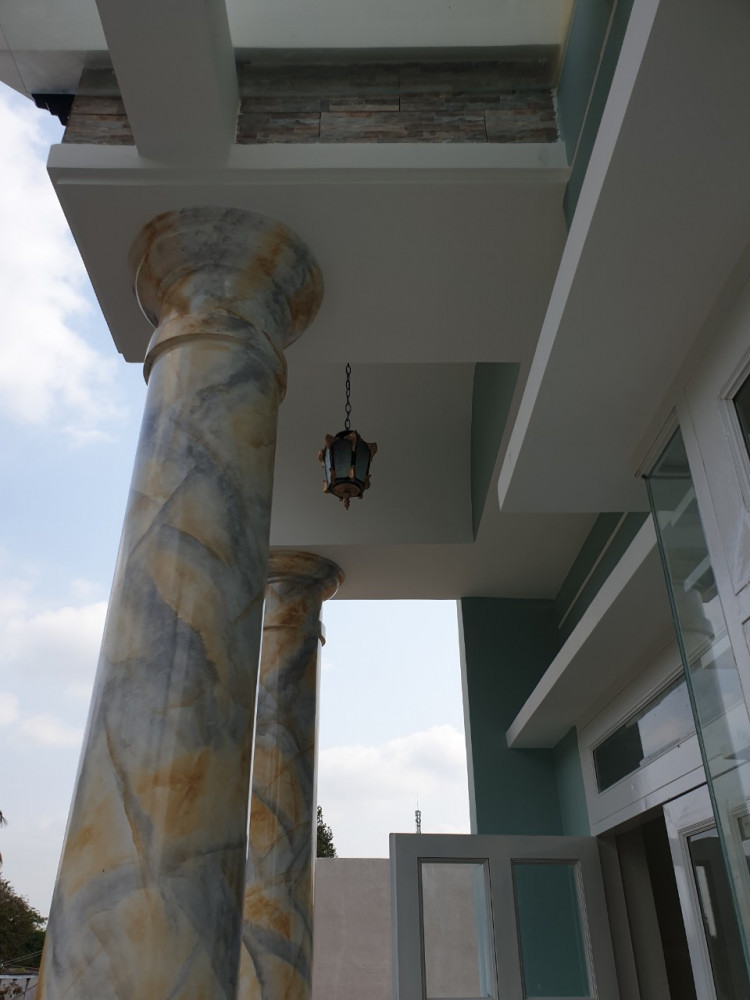 Cột đá cẩm thạch Cột đá cẩm thạch